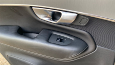 Volvo Xc90 2.0 T5 [250] Momentum Pro 5dr AWD Gtron Petrol Estate